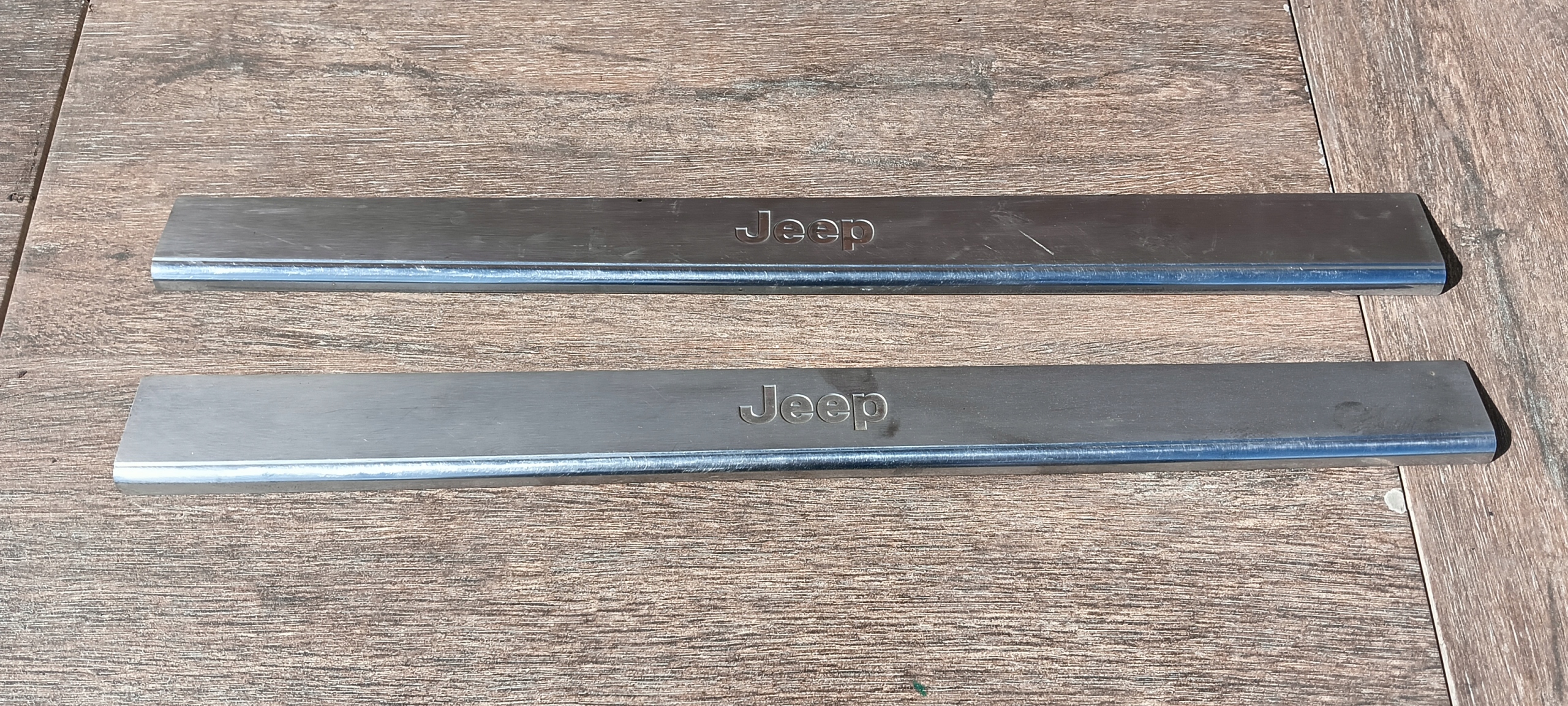 17659373007